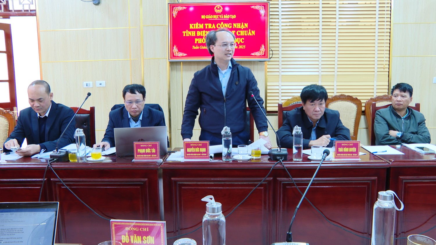 Thành viên đoàn kiểm tra